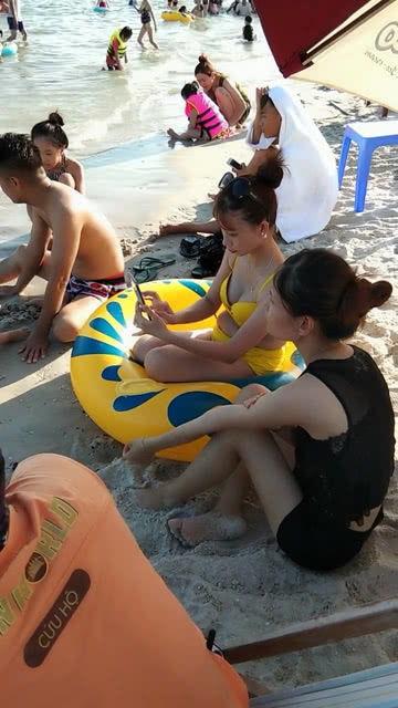 沙滩多人av系列,多人AV系列激情回顾
